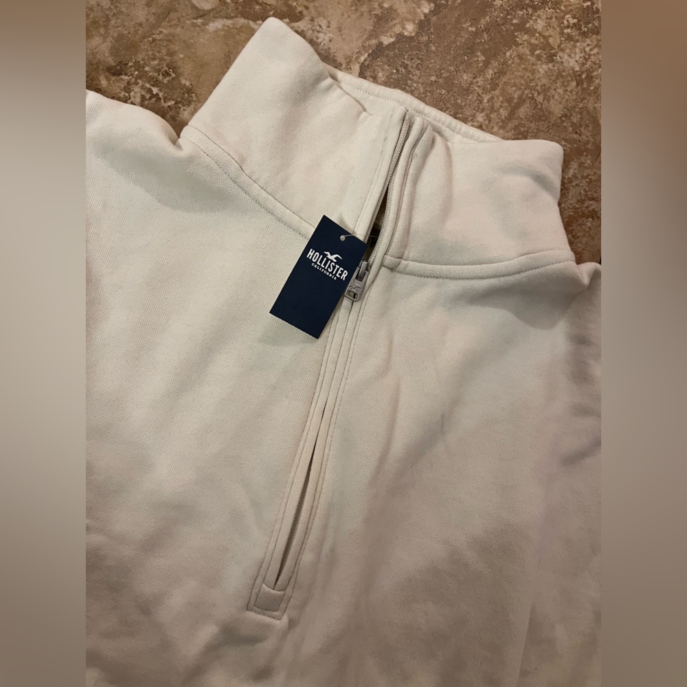 🆕 Brand New Hollister crop sweatshirt quarter zip baggy loose fit size XL cream - Picture 3 of 9